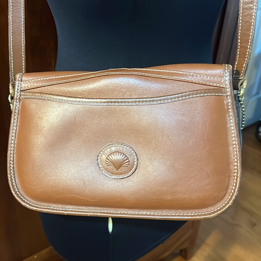 Bar Harbor Leather and Brass Shoulder Crossbody Saddle Bag - Picture 2 of 4